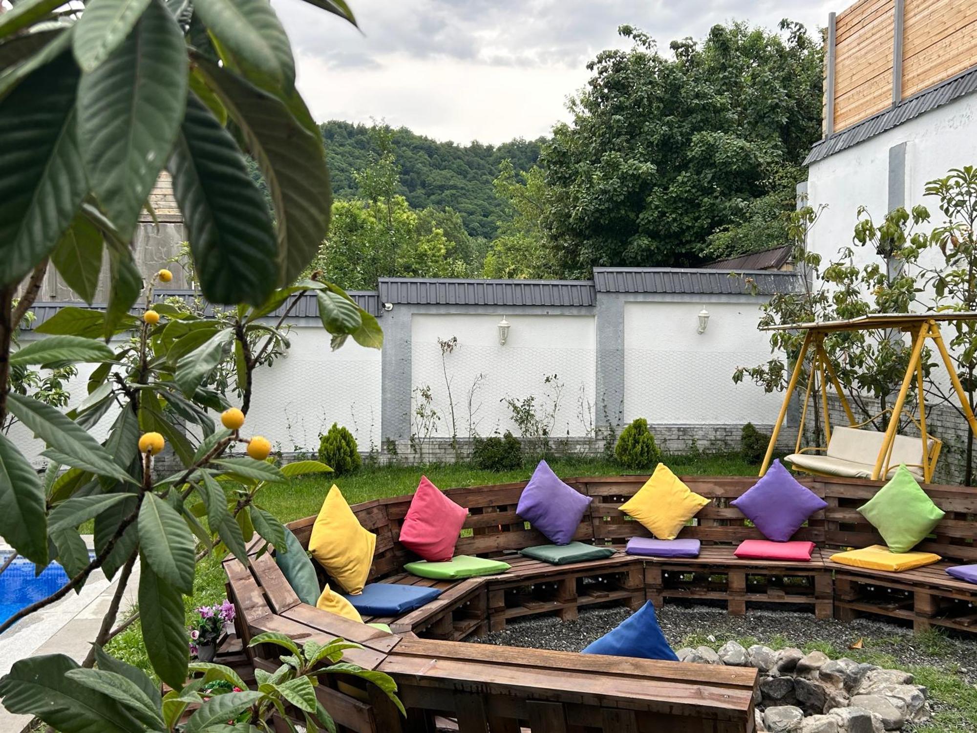 Qafqaz Mountside Ferienhaus *